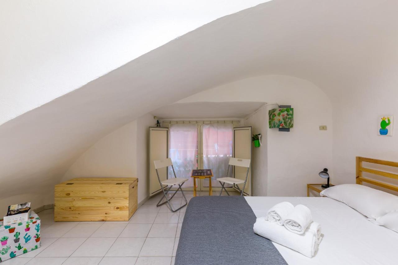 Double Room At Historical Palazzo Spinelli ナポリ 部屋 写真